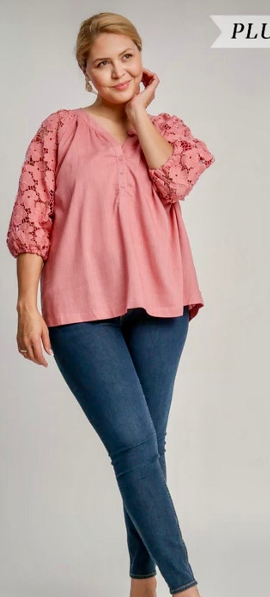Umgee - Floral Sleeve Top (plus size)